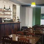 Casa Restaurante O Pitès Casa vacanze *