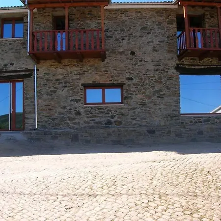 Casa Restaurante O Pites بيت للعطل Alfaiao